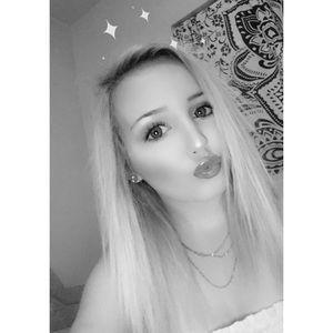 Meet your Posher, Lacee